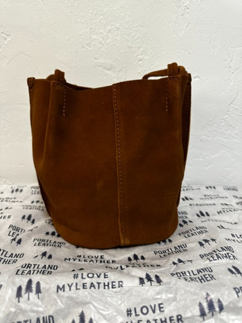 NEW Portland Leather Brown Suede Bucket Tote. Never used! - Picture 2 of 4